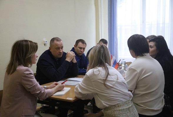 В г.о. Серпухов состоялась встреча с жителями в формате «выездной администрации»
